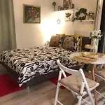 דירה Cozy Prague Airport- 5 Minute Drive From Airport Tuchomerice