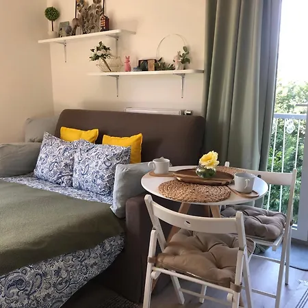 Apartmán Cozy Prague Airport- 5 Minute Drive From Airport Tuchomerice