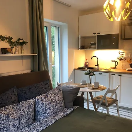 Cozy Prague Airport- 5 Minute Drive From Airport * Tuchomerice