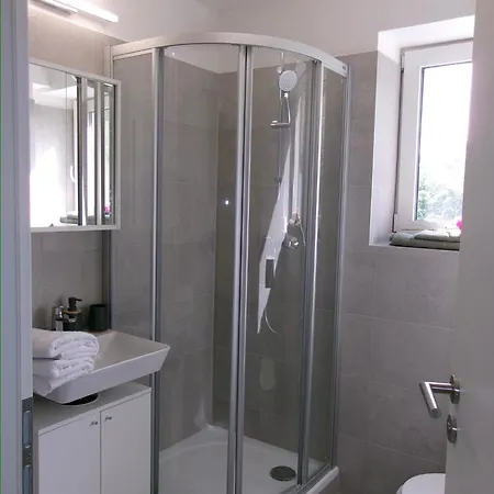 Apartmán Cozy Prague Airport- 5 Minute Drive From Airport