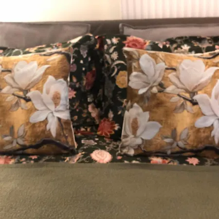 Cozy Prague Airport- 5 Minute Drive From Airport Tuchomerice