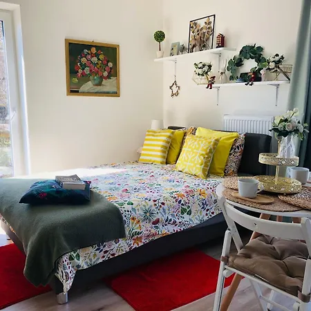 דירה Cozy Prague Airport- 5 Minute Drive From Airport
