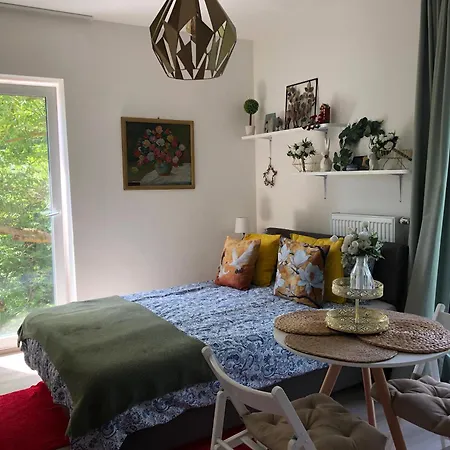 아파트 Cozy Prague Airport- 5 Minute Drive From Airport *