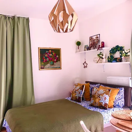 아파트 Cozy Prague Airport- 5 Minute Drive From Airport *