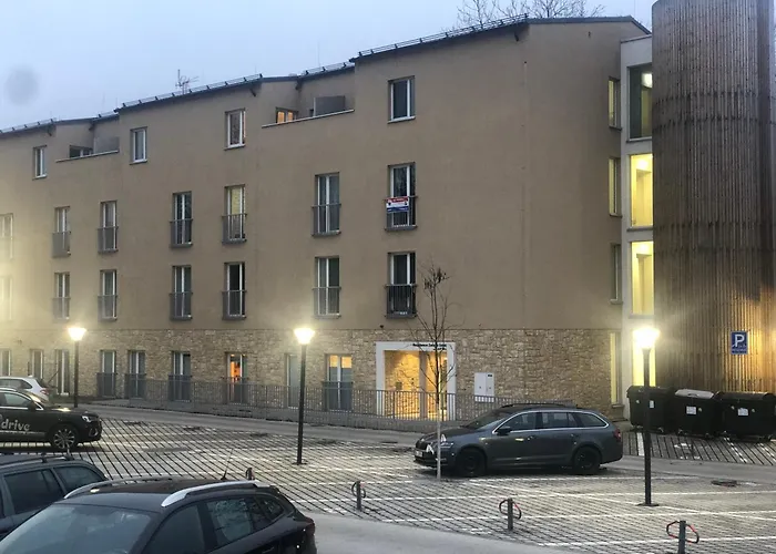 Cozy Prague Airport- 5 Minute Drive From Airport דירה *